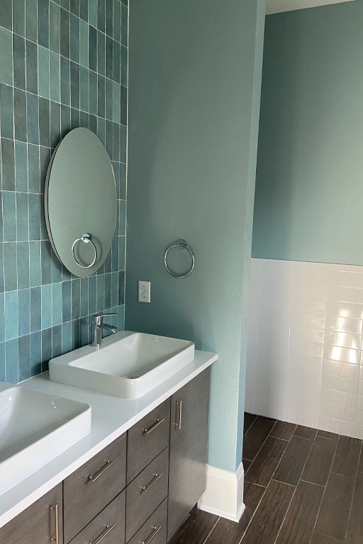 Accent-Lyons-Bathroom